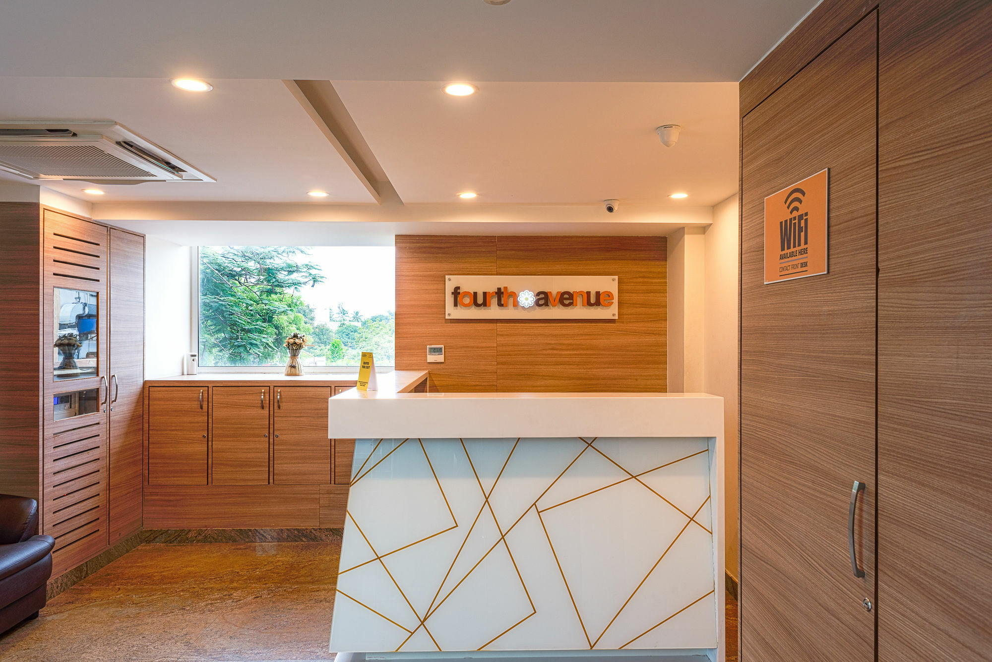 Treebo Fourth Avenue Hotel Chennai Exterior photo
